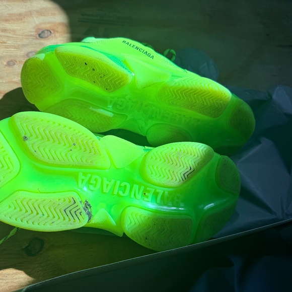 Balenciaga Men's Yellow Triple S Sneaker 'Fluo' Size 10 - Picture 8 of 11